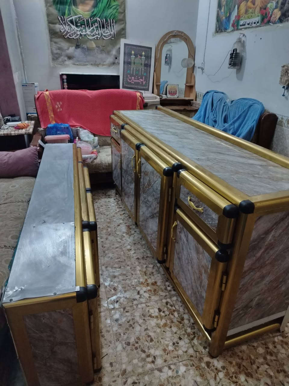 غراض للبيع
الاوفن باب اول نص ساعه يستوي الاكل السعر 55

 طخم زان خشب ثقيل سبع مقاعد 200 خشب صاج وبي مجال

كنتور ب70 وبي مجال

الكاونتر مترين المنيوم ثقيل السعر 200 نهايته 175 

الجربايه وملحقاتها نقص بس كنتور خشب زان ثقيل عراقي ب300 وبيها مجال

استفسار أكثر خاص 💕 💙


**إذا كنت صاحب هذا الإعلان وتريد حذفه لأي سبب، رجاءا أرسل رسالة إلى الدعم الفني**