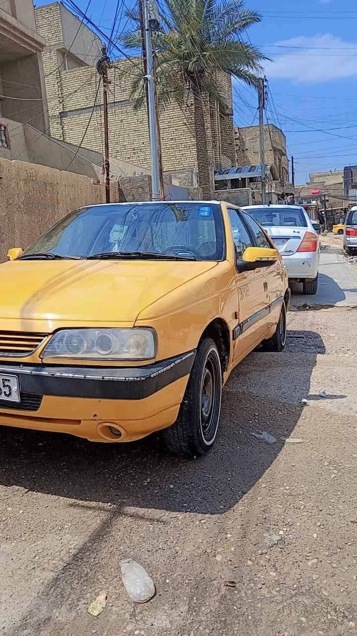 سلام عليكم بيجو لميس 2015 سياره نضيفه خير وبركه تبريد ثلج مصفره هيئا وغرامات تحويل ثاني يوم  مكلف بل نشر هاذ رقم راعيها خابر ودلل ***********
