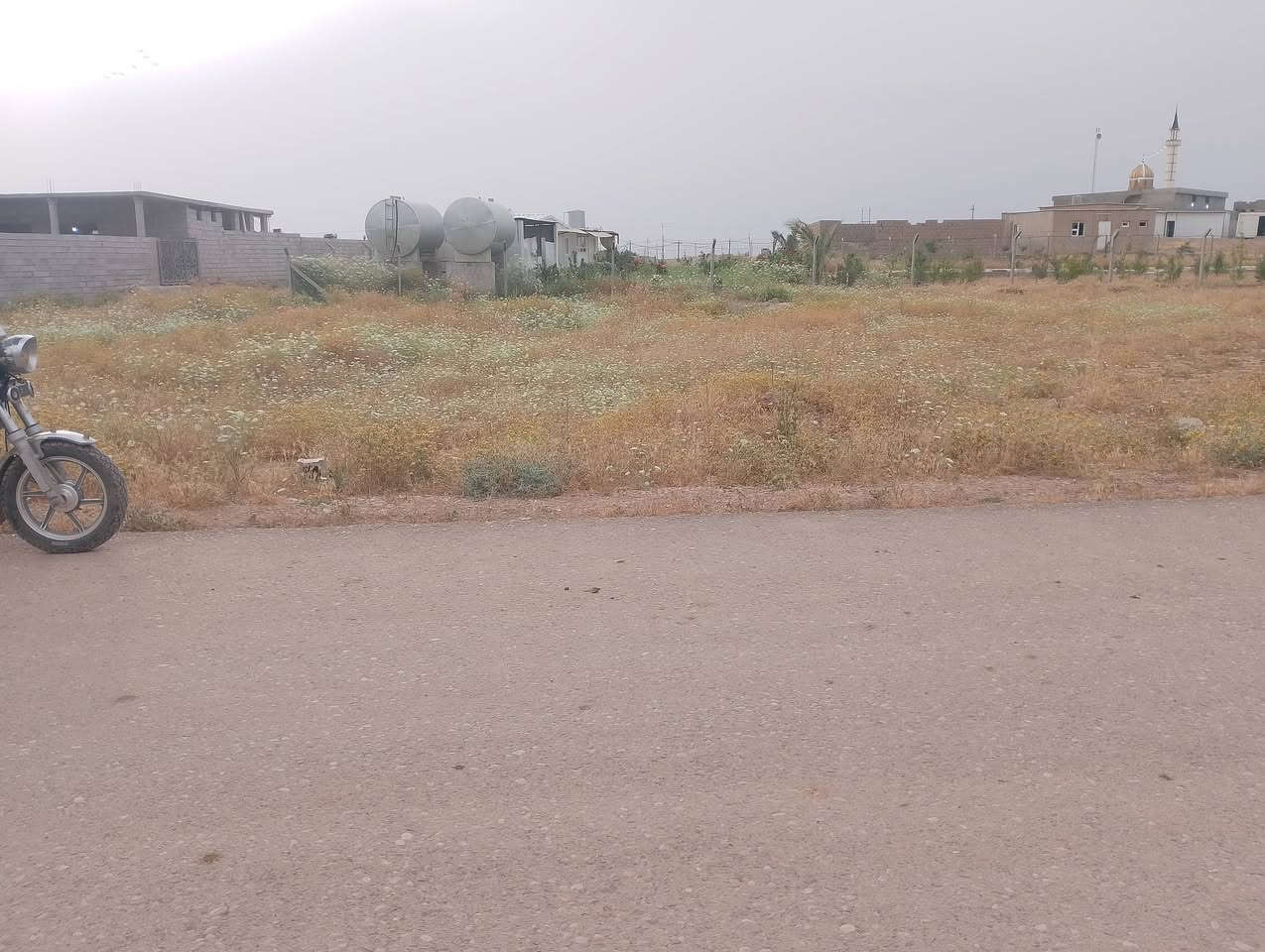 كاع للبيع 400 متر سند 25 مسجلة قرية بل محافظة قرية طيبة على طريق تركلان قرب المشروع مقابيل قطش تبعد عن مركز المحافظة كركوك 20 دقيقة  ترهم بيت مزرعة السعر 7 وبية مجال 
***********
