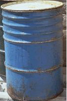 متوفر نفط 100لتر  مع توصيل اليريد يراسني واتساب 07741968350