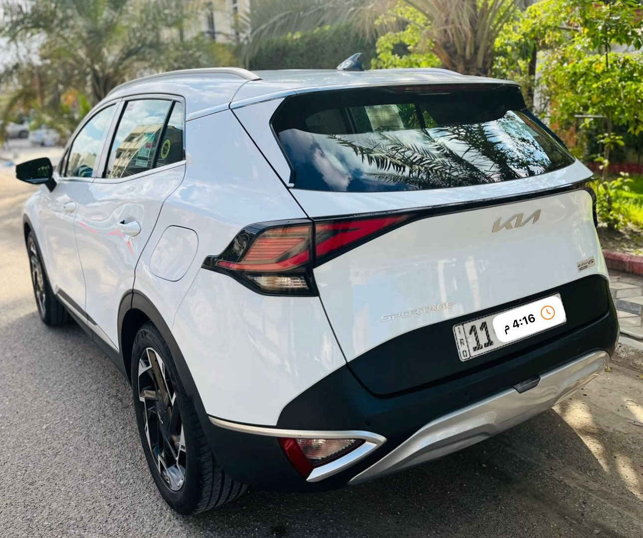 السلام عليكم شباب للبيع سبورتج 2024 ماشية 25 الف وكالة الشركة الدولية ضمان 5 سنوات 
 رقم بغداد (الدولي الجديد)
مكفولة كفاله عامة
بصمه تشغيل 
كراسي كهرباء 
إسترين تدفئة + كراسي
مكينه 2000 دوش
هاند بريك بصمه
شاحن واير ليس 
شاشه ابل كار بلي 
اريل نفكيتر
كامره دواره
دشبول ايباد
قطعتين تبريد
حساس امامي وخلفي 
لايت زينون + LED
كشافات زينون
بكلايت LED
ويل كب 19
شفتات مقود
مثبت سرعه
نظام مانع الانزلاق 
نظام نزول منحدرات
نظام الايزو فكس
درايف مود SMART/SPORT/Eco/NORMAL
اشاير بل مري والمري قابله للطي
مخارج USB + مخرج كشن USB
تطعيم الدواخل المنيوم + اسود لماع 
مكاني بغداد
للاستفسار ***********
