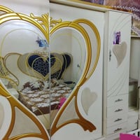 غرفه • نظيفه • ما بيها ضرر