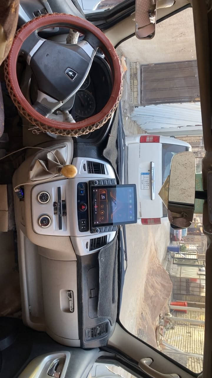 السلام عليكم جمبي h1 موديل 2012 
السعر 70 وبي مجال مكان بغداد 
متواجد ع الواتساب 

***********
