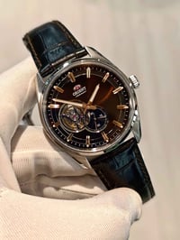 اورينت اصلية • ٤١مم • اوتوماتيك