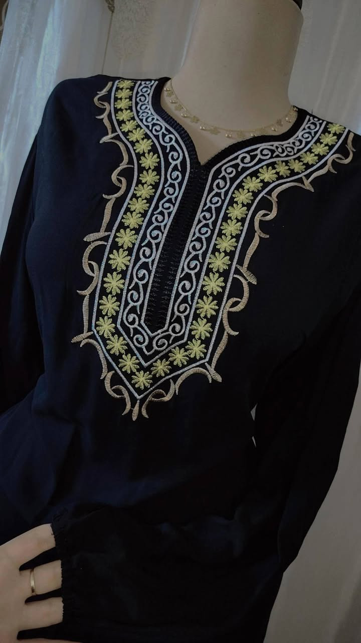 منو تلبس وزن 80_90
سعر القطعه ب 6 لان داصفي بضاعتي


**إذا كنت صاحب هذا الإعلان وتريد حذفه لأي سبب، رجاءا أرسل رسالة إلى الدعم الفني**