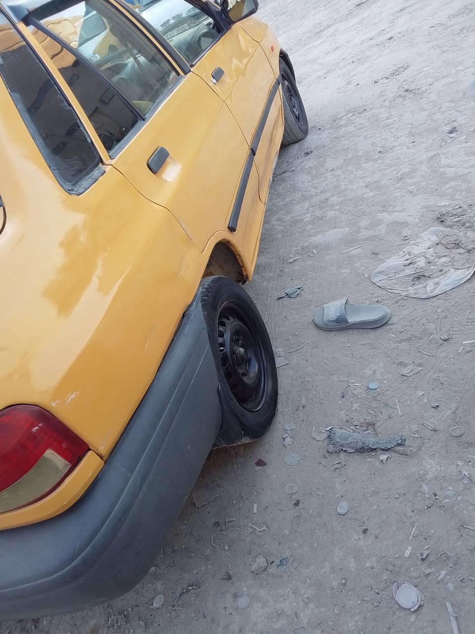 يا الله سايبه للبيع موديل 11 رقم بغداد مالكها حله مكينه وكير وحداديه كفاله مصفره هيئه سعر 23 بيه
***********
***********
