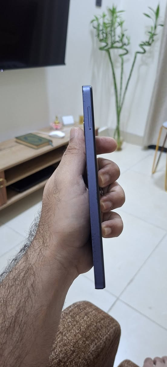 تكنو سبارك 10 برو ذاكرة 256 عشوائية 8 زائد 8 كاميرا أمامية 32 ميكا بكسل والخلفية 50 ميكا بكسل جهاز ماخذة على ايدي كسر كارتون ما داخل تصليح ابد نضافة وسط اي مشكلة مابي اي عطل مابي فقط زر القفل مرات يعلك مرات يشتغل والبصمة شغالة مية بالمية خيال بسيط جدا يادوب تلاحضة بالشاشة جوة كلش بسيط والباقي كدامك بالصور غير هذا اني اكفل الجهاز من اي شي ثاني توصيل موجود داخل بغداد الكرخ فقط
السعر 125 بي مجال مكاني بغداد الدورة


**إذا كنت صاحب هذا الإعلان وتريد حذفه لأي سبب، رجاءا أرسل رسالة إلى الدعم الفني**