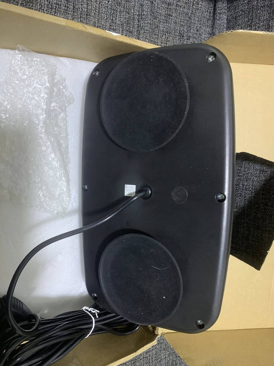 فدرالية تنشد فوق قمارة السيارة … 
السعر 45 الف 
***********
