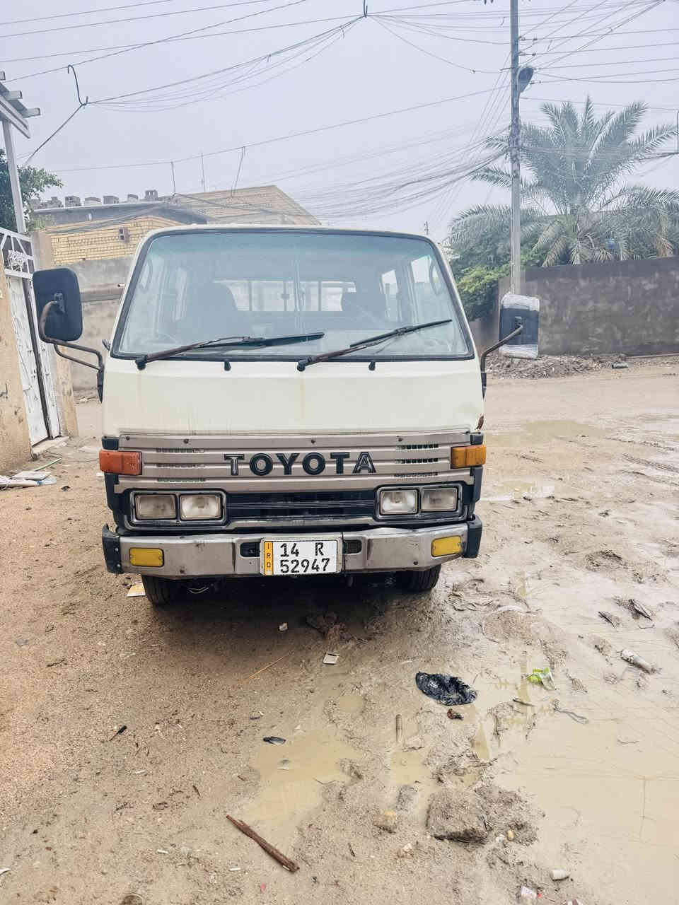 سلام عليكم 
سياره اتوياتا دبل قماره موديل 91  جاهزه سياره رقم الجديد سنويه جديده بئسمنه سياره للستفسار الاتصال عله الرقم ***********
