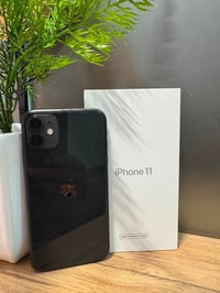 ايفون 11 • ١٢٨ • بطارية ٨٤%