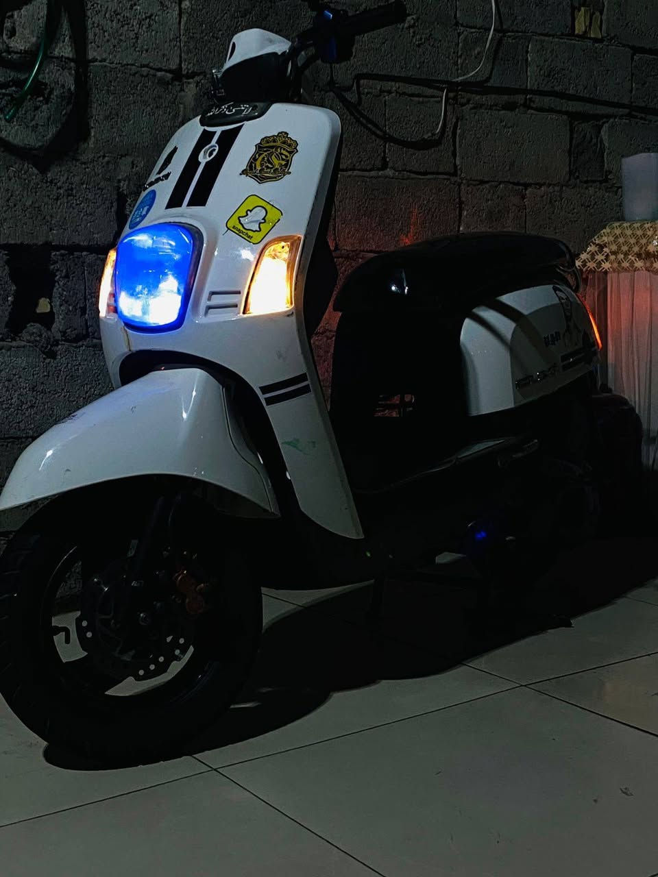 دراجه بوليس للبيع خير من الله مكينه بلادي كهربائيات كلها شغله جيب فيتر وفحص السعر750وبيها مجال مكان الدراجه الدورة الرقم*********** الشراي يتصل
