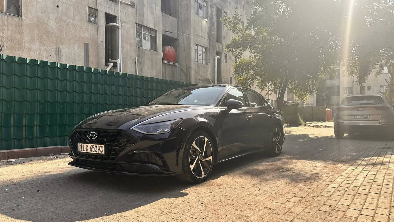 سوناتا موديل 2023 ليمتيد 1.6 t
وارد كندي حادث جاملغ امامي جهت السايق مصلح بمكانه و و مصبوغ نص الجاملغ 
فول موصفات 
بيها طخه خفيفه بلباب الوره بعدني ممصلحه 
السعر 198 
رقم.  ***********
مكان بغداد
