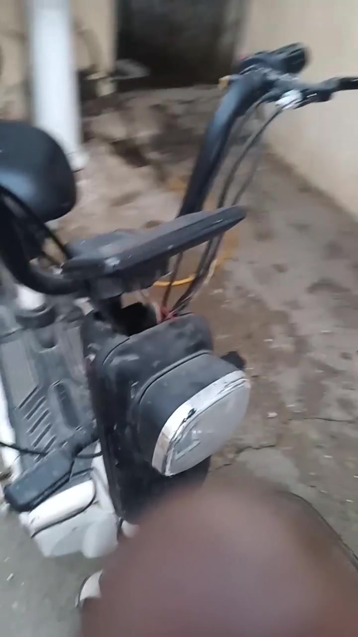عندي مطور شحن للبيع ١٥٠ بيه مجال الشري هاذا الوتساب *********** ابو علي
