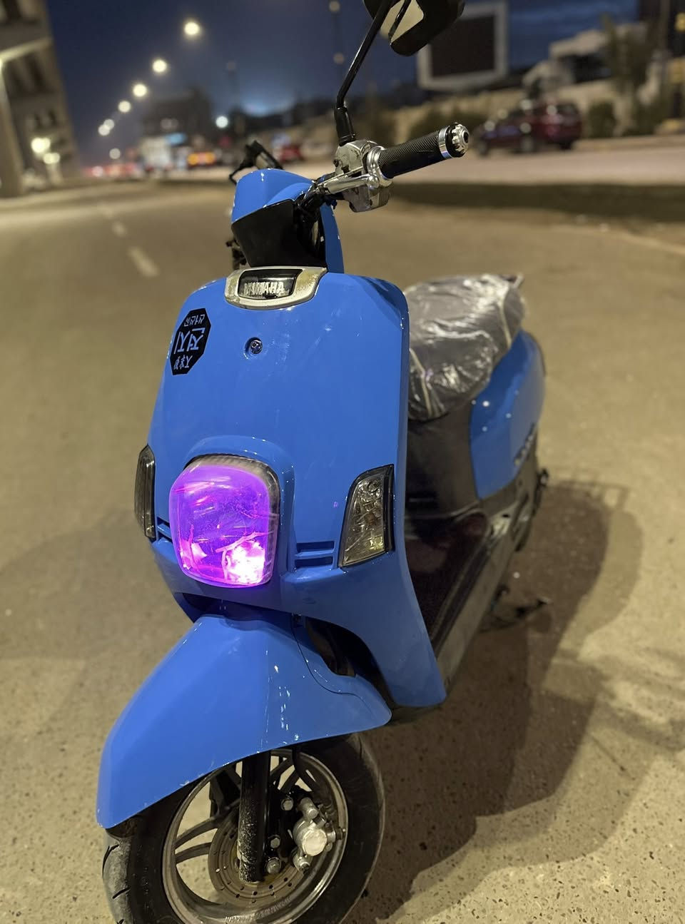 سلام عليكم 👋
ماكس بوليس للبيع (بدون مراوس )

الدراجة نوزل نگرة سلف ضايفلهة هندر للاحتايط 

لون سمائي داخل املح
ويالة نجمة  
مكينة كلش حلوة وناعمة 
شلعة ومعدل فول 
مكاني حلة نادر 
***********
السعر 825
