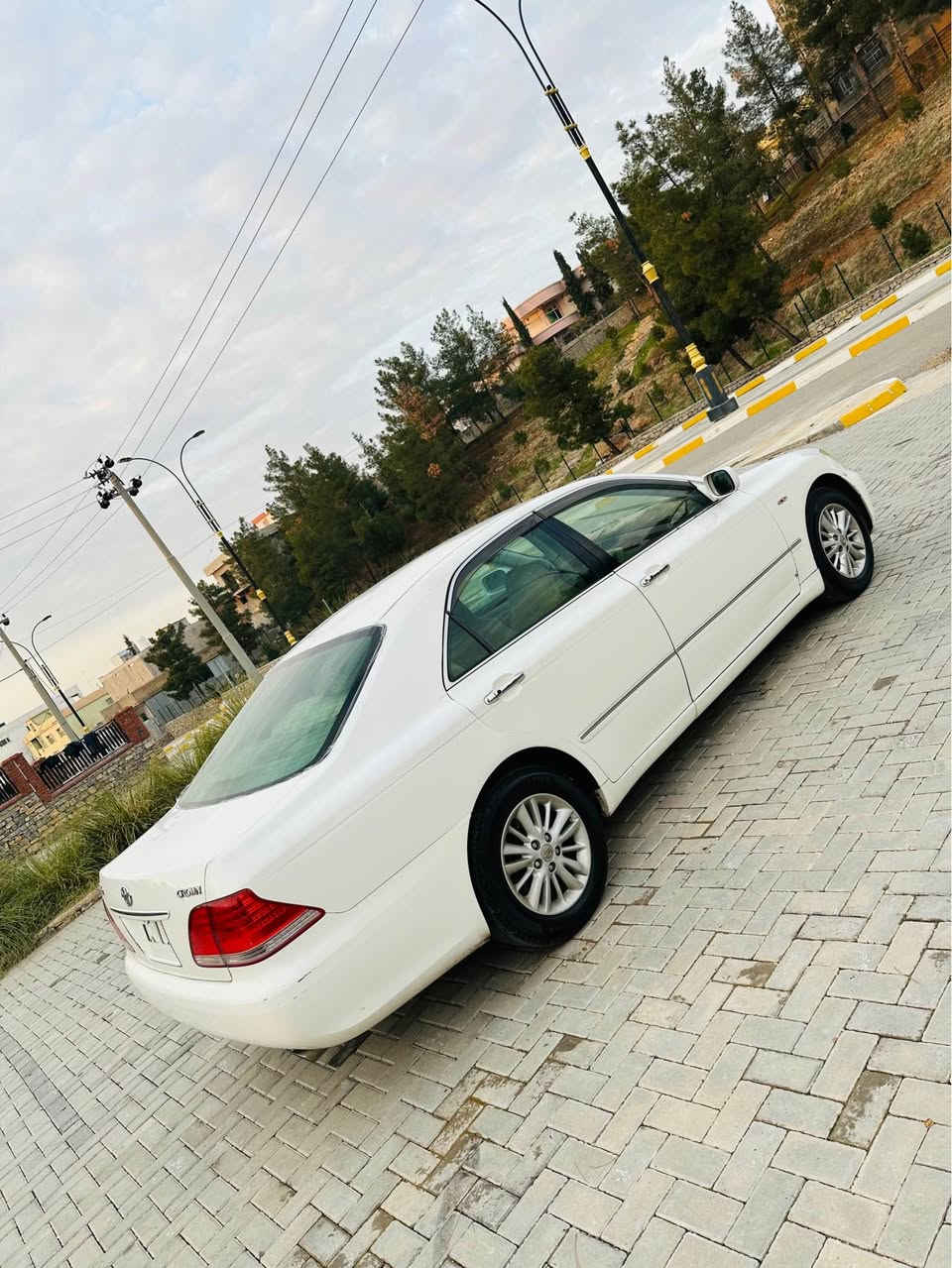 سەرەتا بە ناوی خودا..
شاهینە براوە 
٢٠٠٥
١٨٢ مەکینە گەورەی بێ دوکەڵ
بێ تەقەورەقە 
بێ دەعام لێدراو 
بێ چاڵەوو شوخت 
سەقفوو کەڤەر گۆراوی بەشەرت 
ناوزەرد 
سکان کارەبا 
٤ کوشن کارەبا 
سەیارەکە تازە داغڵەو کامل مەسرەفی کراوە 
سکانی وەک ئاوو نەرمە 
ماشاآللە جوانو بێ کێشەیە ..

شوێن هەلەبجەی شەهید 
***********
ڤایبەر و واتس ئەپی لەسەرە لەخزمەتانام … حلبجة, السليمانية
