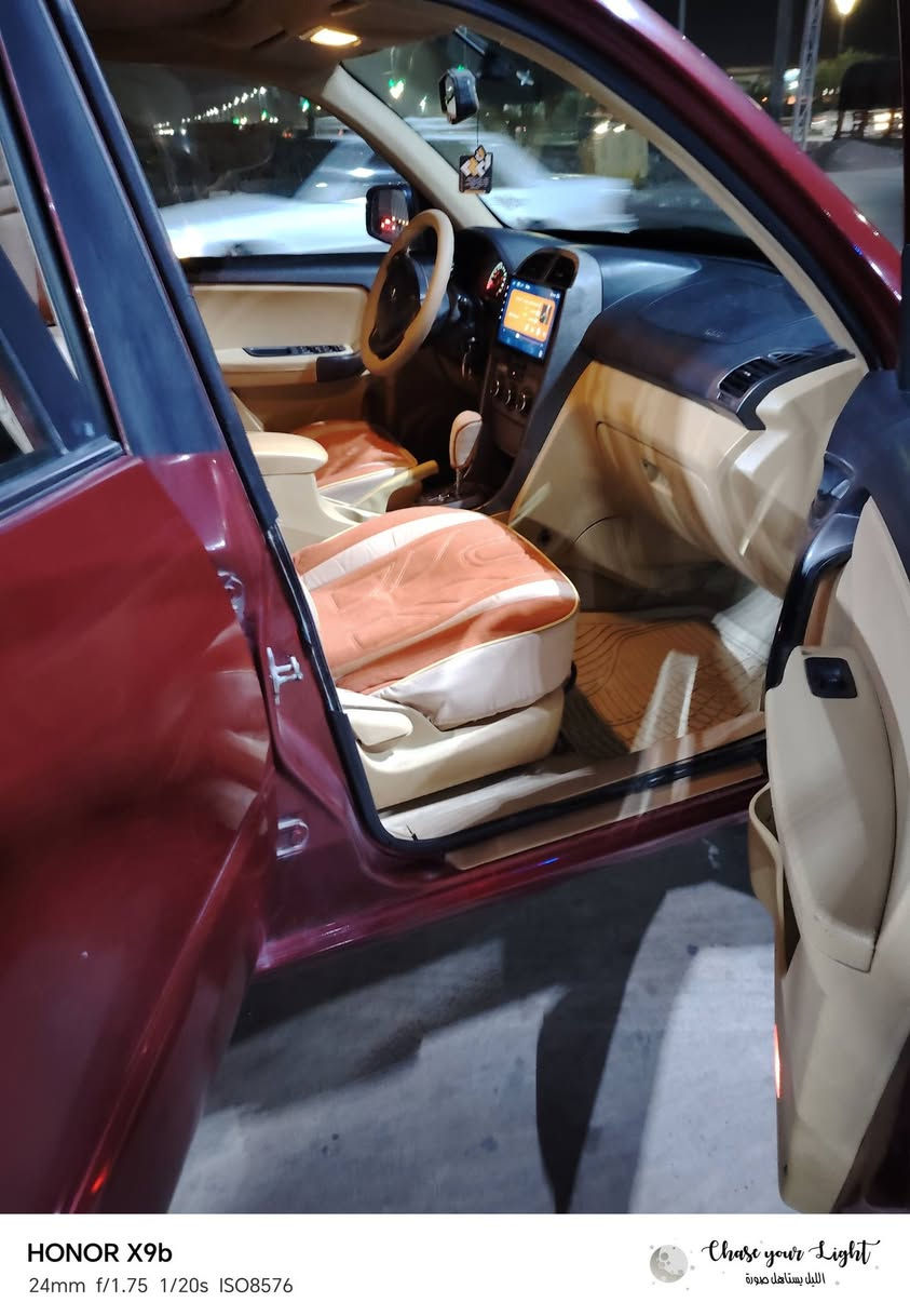 سلام عليكم للبيع موديل 2013شيري تيكو سياره كفاله بيه قليل صبغ سونار داخل منشور  مكينه وكير كفاله تخم تاير جدد حداديه جدد كهربائيات كله شغاله تبريد ثلج تدفه شغاله سياره نعمه خير من الله ترايه حلو سياره مال جناي سنويه2028 مشروع وطني سعر 52وبيه مجال عنواني ميسان العماره رقم الهاتف ***********
