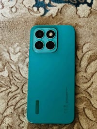 هونر اكس 8سي • ذاكرة ٢٥٦ • غراضه كامله