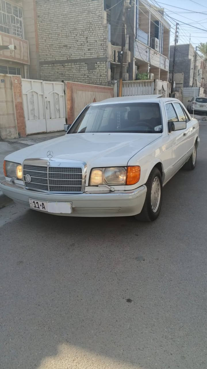 السلام عليكم
للبيع 
مرسيدس جانبو 300SE
موديل 1989
سيارة بلادي مكفوله 
بيها هلالات الجاملغات مصبوغه فقط
الباقي كفالة عامة 
من دواخل و خارج 
السعر $ 130
***********
مكاني بغداد الشعب شارع اسواق المركزية
