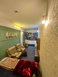 للطلاب والموظفين ....! شقة في الكرادة تحتاج شخص واحد او شخصين الموقع: ...