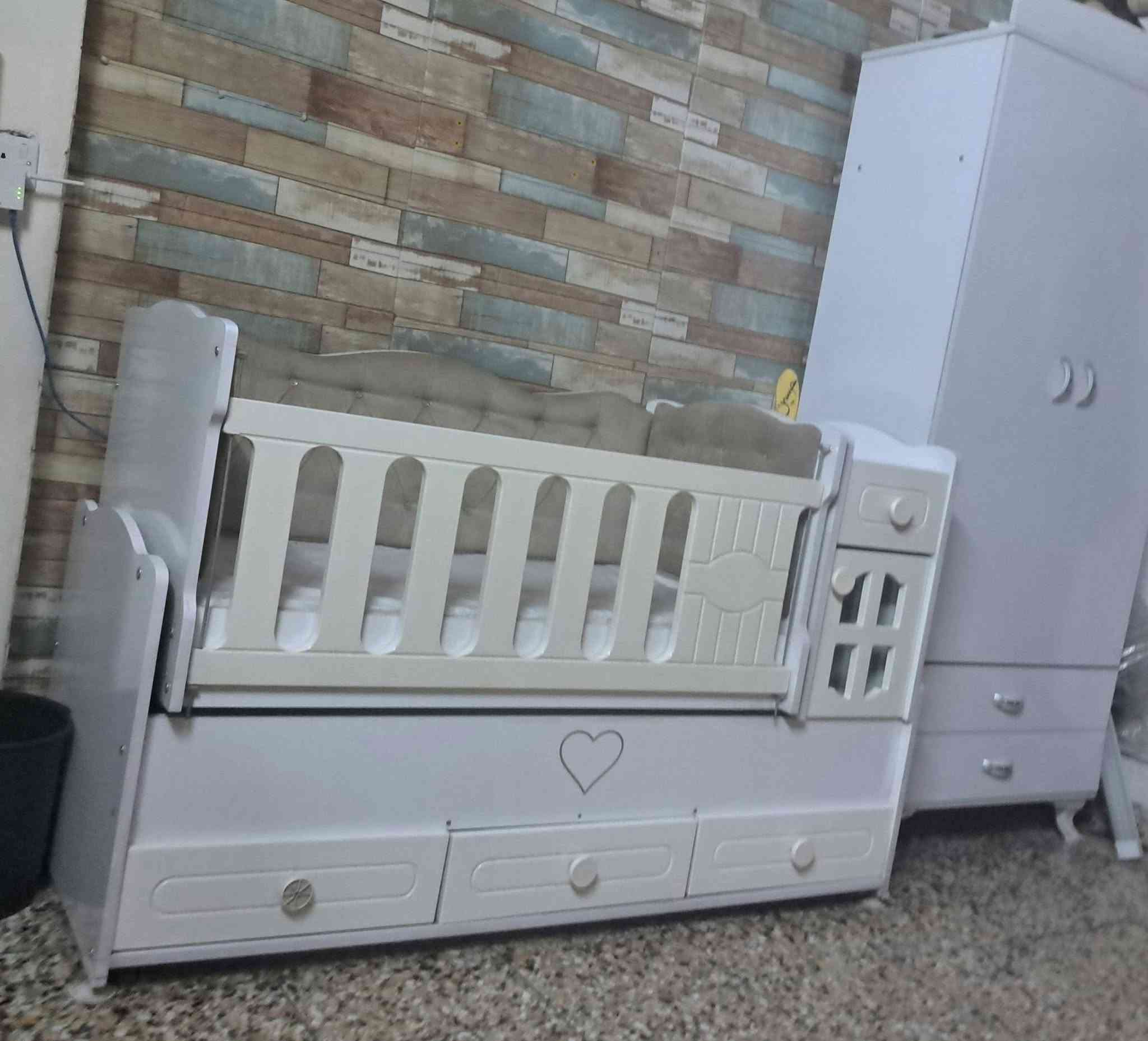 سرير طفل اخذته ٢٤٠ اريده ١٢٥ جديد ممستخدم ويا دوشك


**إذا كنت صاحب هذا الإعلان وتريد حذفه لأي سبب، رجاءا أرسل رسالة إلى الدعم الفني**