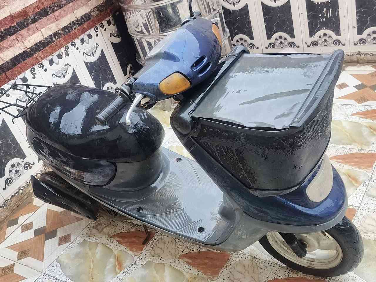 السلام عليكم
دراجة بطة للبيع شرط محركها ناعم ومعدل

نقصها سلف وباتري السعر 275 ألف

***********
