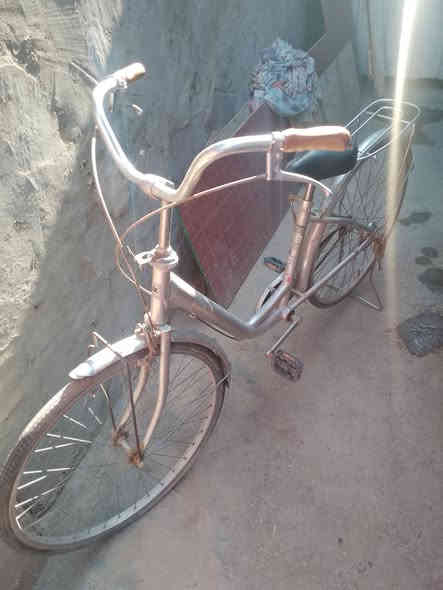 بايسكل للبيع ***********
