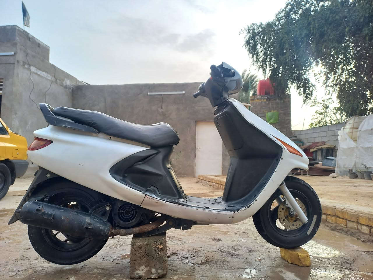 السلام عليكم دراجه للبيع فراشه منذر شغال سعر 280 مكان الديوانيه السنيه
رقم ***********
