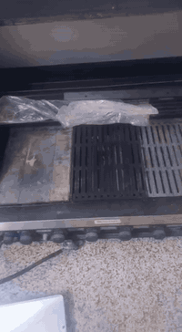 شواية برغر ودجاج تشوي اي شي غير مستخدمه واتساب 07824488231