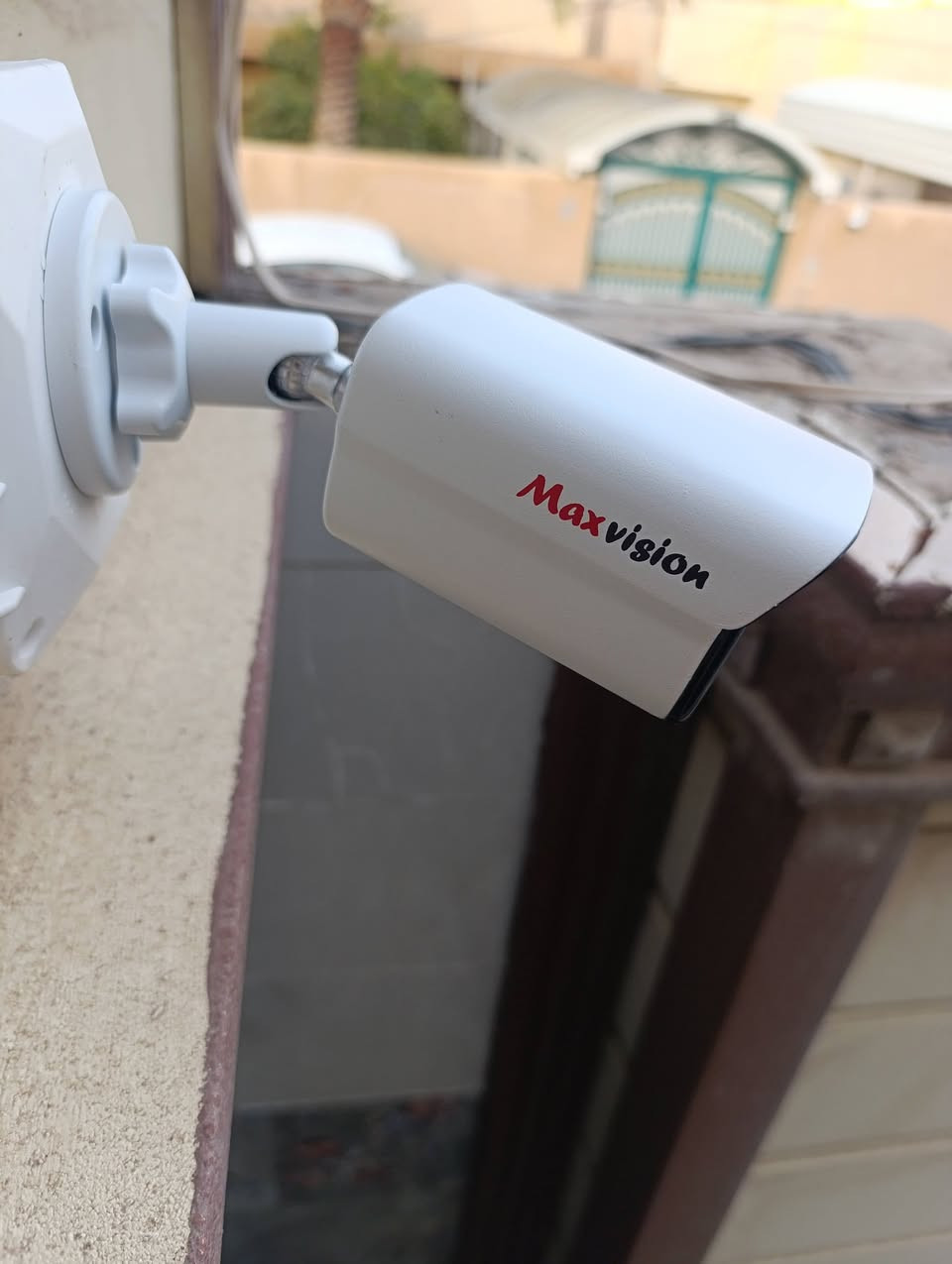 #تم بحمد الله تعالى تأمين منزل احد الزبائن في حي الاسكان كربلاء  ب 4 كاميرات دقة 5 ميكا من ماركة ماكس فجن فول كلر (ملون ليلي نهاري )
المنضومة مكونه من :-
✅️جهاز XVR ماكس فجن أصلي ذو 4 مداخل يدعم الصوت 
✅️هاردHDD  بمساحة واحد تيرا
✅️كامرات ماكس فجن دقة 5 ميكا فول كلر عدد 4
✅️مع استخدام بوكسات اصليه للجمالية وحفظ الفيش من الامطار والاتربه
✅️ تم ربط المنضومة على الإنترنت لغرض المراقبة من خارج المنزل 

#تجهيز و تنصيب كاميرات المراقبه بأنسب الاسعار
كل ما عليك تتصل على الرقم بنهاية المنشور والباقي علينه نجيك لباب البيت
للتأكد من جودة العمل يرجى الدخول الى الصفحة ورؤية المنشورات السابقه
تتوفر كامرات من ماركة دهوا العالمية
ماركة اسوار Aswar
ماركة Fank vision 
ماركة max vision 
ماركة Hilook
#بأدارة سامر الجنابي 
للأستفسار يرجى مراسلة الصفحة او الاتصال على الرقم التالي:
***********

#كاميرات_المراقبة
#كاميرات_المراقبه
#كامرات_المراقبة
#كامرات_المراقبه
#منضومة_كامرات
#منضومة_كاميرات
#دهوا #دهوى
#اسوار #أسوار
#كامرات 
#كاميرات
#تنصيب_كامرات_كاميرات
#منصب_كامرات
#طويريج
#مركز_كامرات
#محل_كامرات
#بيع
#أرخص
#شراء
#منضومة_كامرات_رباعية
#منظومة_كاميرات_رباعيه
#سامر_الجنابي
#الجنابي_للكامرات
#تنصيب_كربلاء
#كاميرات_كربلاء
