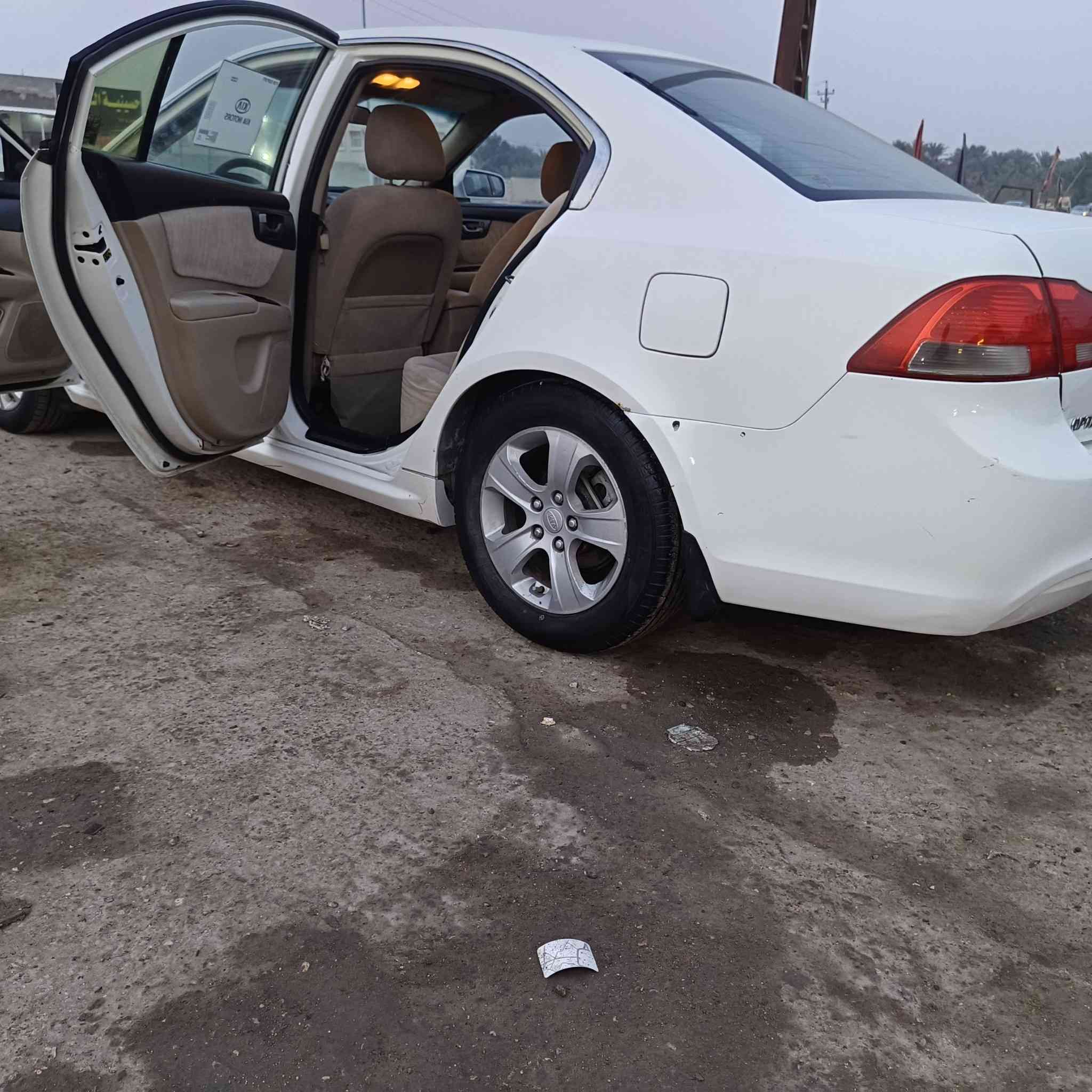 كيا اوبتيما خليجي 2009 بغداد دولي كير مكينه تبريد حداديه تبريد كله شرط السياره بيها صبغ جاملغ الأيسر الامامي وصبغ القماره وبعض البارد وصور السونار موجوده
السعر 105مكانها ناصرية ناحية الفضليه قرب البنزين خانه 
للاستفسار الاتصال ***********
