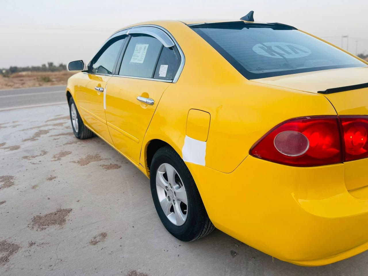 السلام عليكم 
كيا اوبتما 2008امريكي بيهه جاملغ امامي مبدل بدون دواخل  
مكينه 2400رقم واسط الماني كير محرك حداديه تخم تاير كله جديد السياره جاهزه  مال جناي  مكان السياره بابل السعر 95  
***********
