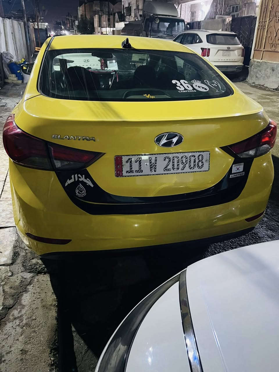 اللهم صل علي محمد وال محمد
ً
ً
ً
ً
سلام عليكم النترا مضلع ٢٠١٤ لمتد فول واحد علي واحد كشن كهرباء +تدفئه بالكشنات خلفي امام كشنات جلد 
بصمة تشغيل بصمة أبواب فتحة سقف بكلايت لد لايتات لد تحكمات ستيرن جهتين مري كهربائي اشاير بالمري محرك ٢٠٠٠ دوش شاده جديد ١٦ ورقه احسن شي بالسوك 
تبريد تدفئه كله شغال و خير من الله كير اي تي المرغوب جي بي اس كاشف اعطال وتعقب بيها داش كام بيها   حادثه جاملغ خلفي جهة السايق صور حادث ماعندي ابيعلك هل موجود بدون ايرباك بدون لغود بدون شواصي ضربته مواصله للحوض ولا شويه  وبيها شويه تلكيطات بسيطه 
ممشي السياره ٩٣ الف ميل سياره جاهزة علي آخر حبايه هيئه و غرامات مصفره و باسمنه ، سياره علي ايدي و معتني بيها  بيها صبغ شويه بالدعاميه الاماميه واكع 
السعر ١١٢ و بيها مجال انشاءالله
***********
