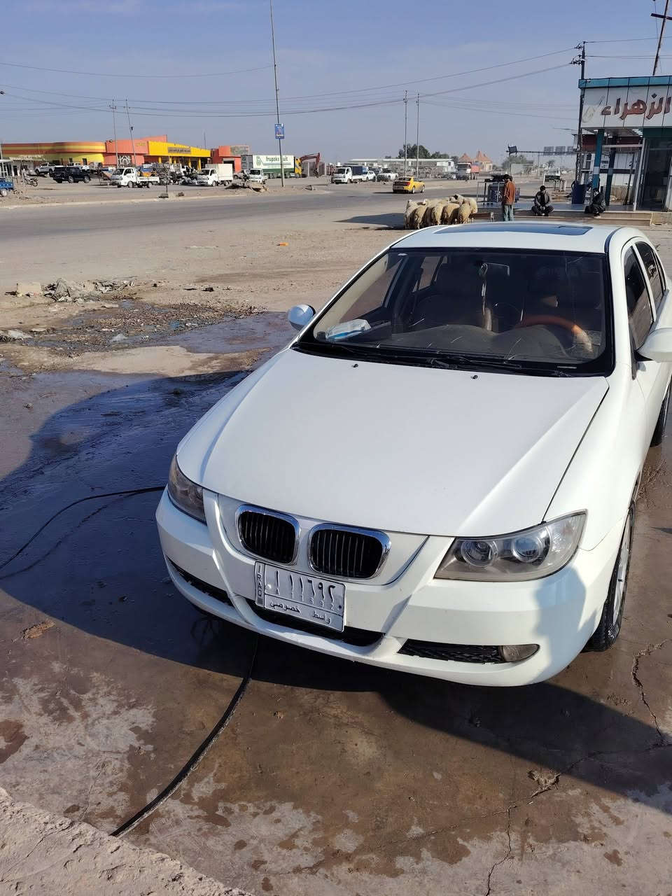 ليفان موديل 13 واسط تحويل مباشر سياره كفاله سونار بيها حداده صدر امامي خلفي كله جديد لايت زنون كير عادي بلادي  مكانها واسط
#السعر52 وبيها مجال
الهاتف. ***********
