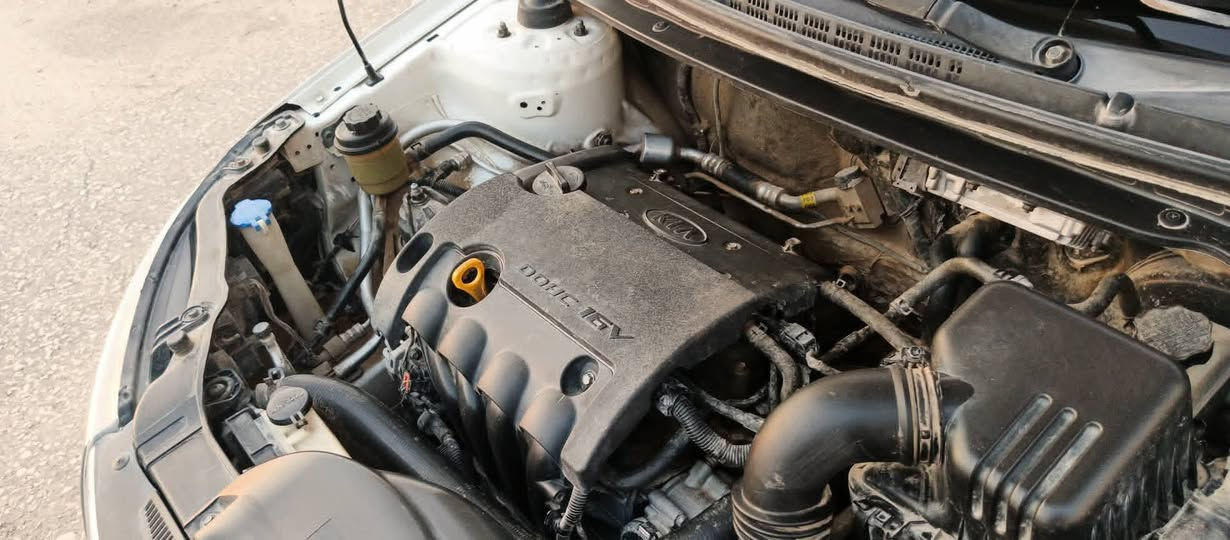 السلام عليكم
سيراتو 2011 خليجي اربيل سنويه نافذه بسم كردي 
بيه تبديل قبق جنطه وبيه ملاحضات واضحه بالصور سياره بدون حادث مكفوله شواصي قماره تكم العنوان كربلاء 
 السعر 90 وبيه مجال
اتصال ***********
