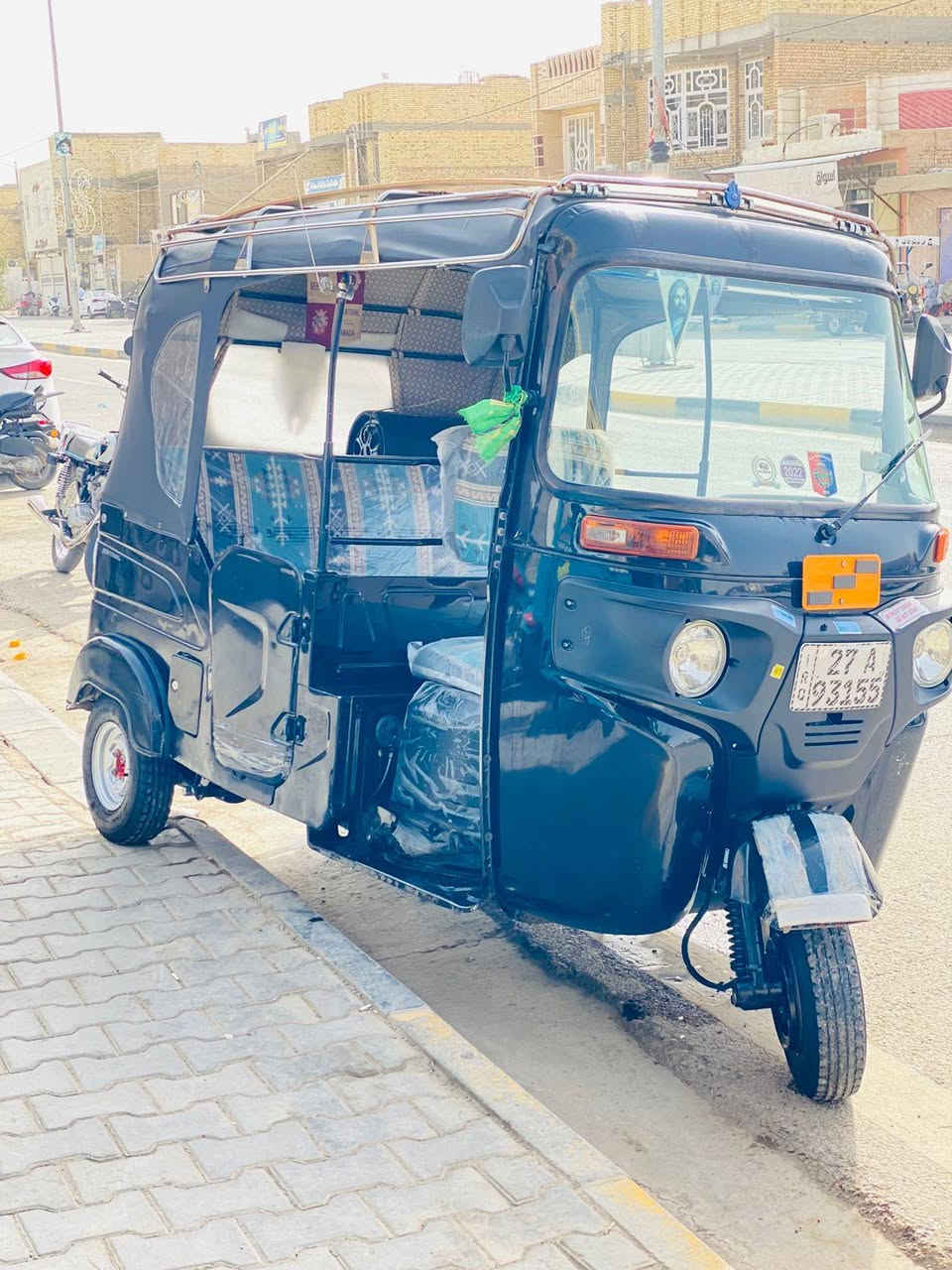 السلام عليكم 
تكتك #للبيع / موديل 22
مكينه خير من الله (لاتنقيص ❌//لاتبخير ❌ كفاله عامه) 
الكشر هم كفاله وكدامك بالصور 👇
رقم وسنويه (تحويل ثاني يوم) 
السعر «خاص » (مو شراي لاتراسل ولا تتصل رجاءا) 
العنوان 📍كوت _ واسط مركز المدينه
مراسله واتساب او اتصال 👇
***********
