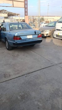 مرسيدس E300 • محرك شرط • تايرات كشره