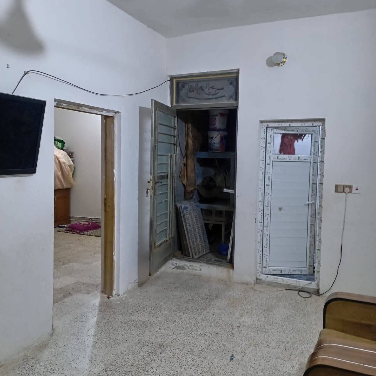 مشتمل _للبيع 🏡

  🌍 الموقع  /سامراء حي الجبيريه الأولى 🏡
  📍 

  📐 المساحه  / ( 150  ) طابق 🏡
  🧱  سيراميك   _ بدايه  شارع 6🏡

  📄  طابق   ✅️ 

  💠 يتكون غرفة  واستقبال 
                    وصاله واسعه ومطبخ
                     🏡    وحمامات  داخلي وخارجي  🏡
                               

  💰 السعر  / ( السعر 57 مليون وبيه مجال 🏡

        ■■■■■■■■■■■■■■■■■■■■■■■■
           للإستفسار أكثر يمكنم التواصل عبر رقم الهاتف 
                ☎️ ( ***********)☎️  

        
  🙋‍♂️ مكتب السهل الاخضر للعقارات الضباط الثانيه 🏡
