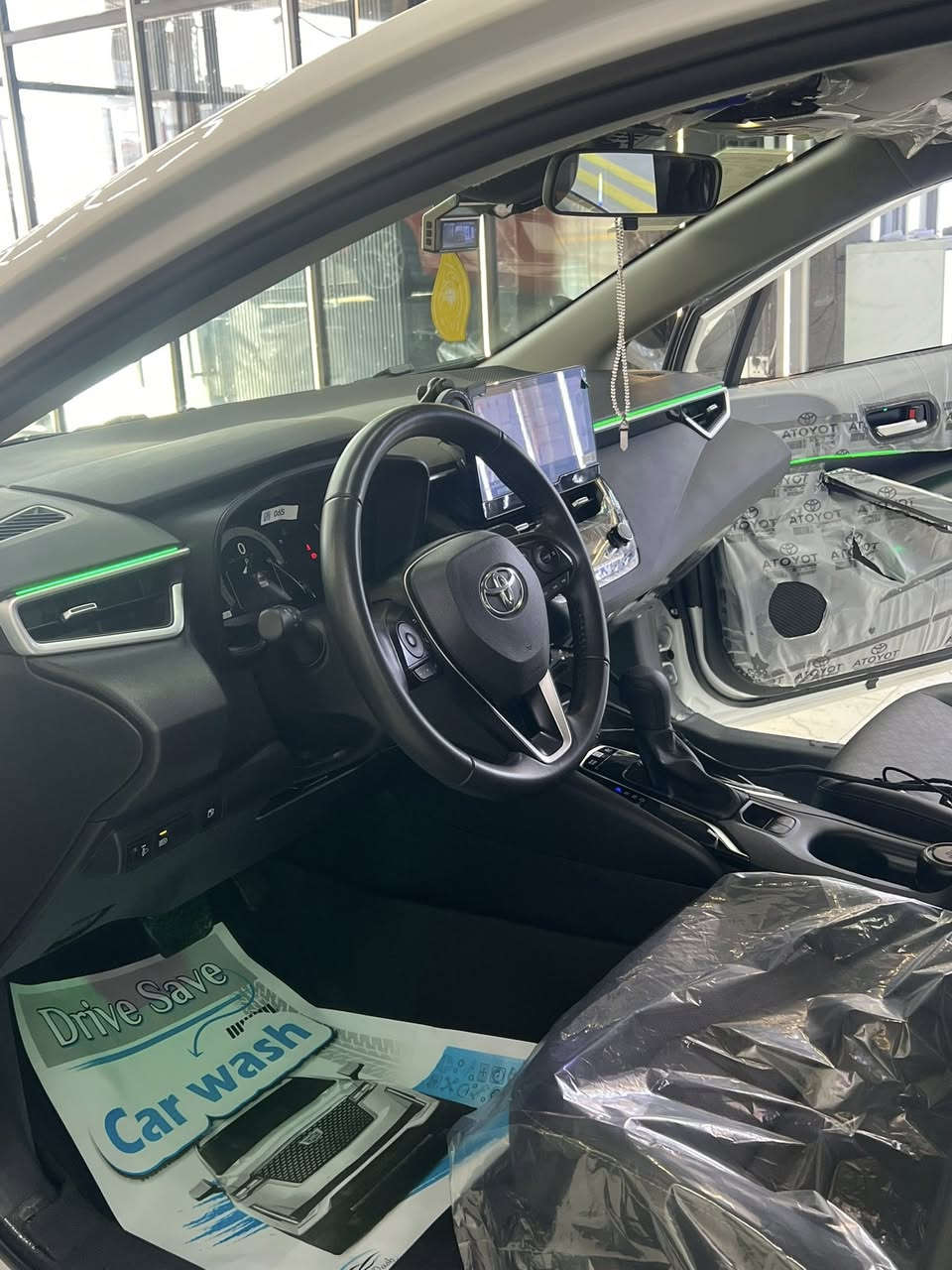 كورلا 2025 هايبرد  شكل الخليجي 💯

مرقم بغداد وجاهز مثبت لوحات وسنويه بسمي تحويل مباشر بسم المشتري 

عداد المسافه 9 الف 
 

المواصفات 🔰فول🔥

اناره محيطيه 

بصمة

فتحة سقف 

محرك 1800

كشنات جلد اسود بلاد 💯 

سايد بريك بصمة

لد امامي خلفي

اوتو هولد

مود درايف

شاشة

كامره دواره

كروز سرعه 

تحكم ستيرن 

رادار 

وبعد بيها مواصفات
 
السعررر 167 وبيه مجال بسيط 
 

📍 العنوان بغداد 

الاتصال ***********📞

‏
