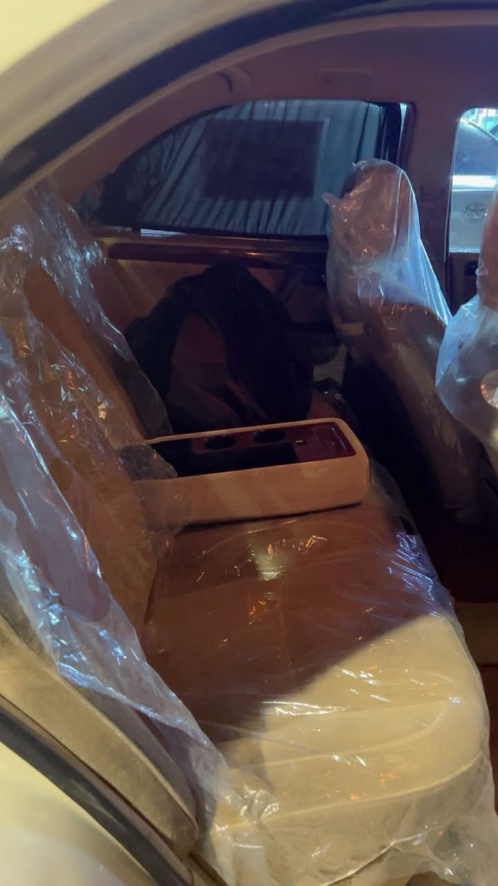 سلام عليكم للبيع ملكه 2000 مديل السياره جديده تبريد نقص بس راديتر تفئه شغاله مكينه 2500 سعر 28 وبيه مجال قليل مكانه صلاح الدين بلد للستفسار لاتصال على الرقم ***********
