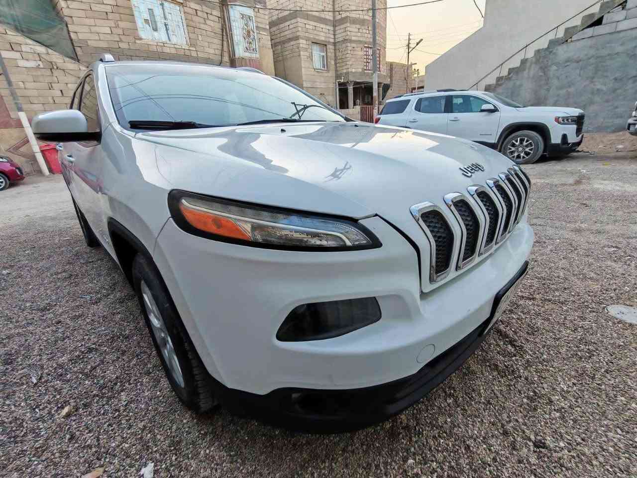 جيب بزون جديده السياره مديل 2017 السعر 135 للاتصال *********** البصرة, العراق
