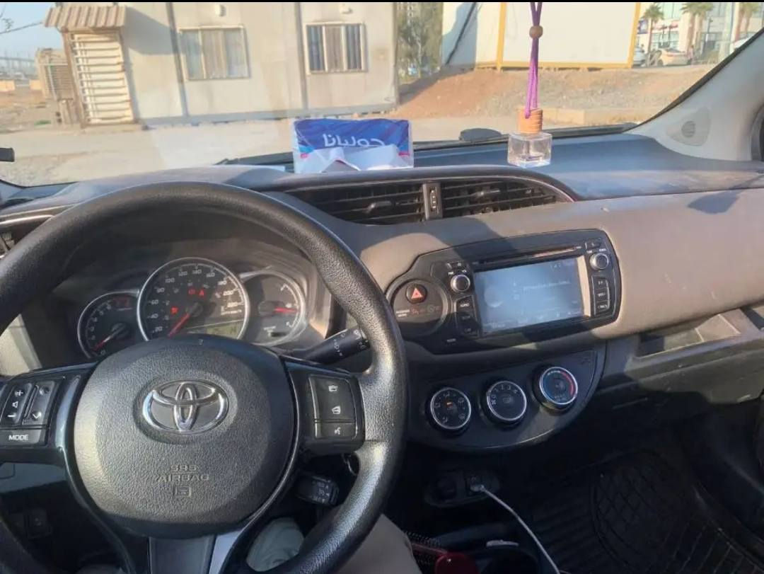 تۆیۆتا یارس 2019 LE
چوار جام کارەبای
کوشین هیتەر
کامێرە 
شاشە گەورە
راداری پێشی و خەتی جادەی
عەساسی دواوە
تەعدیل سورعە
زۆر مواسەفاتی دی تێدایە 
سەیارەکە زۆر پاکە بێ کێشەیە
بەشەرتی غەرامە 
سەیارەکە 98هەزار کیلۆمەتر ڕۆشتوە
یەک چاملغی لای سایەق سبوغە بێ داخلی 
شوێن هەولێر
ژمارە مۆبایل *********** وەتس ئەپی لەسەرە
نرخ١١٤  مەجالەکی کەمی تێدایە أربيل, العراق
