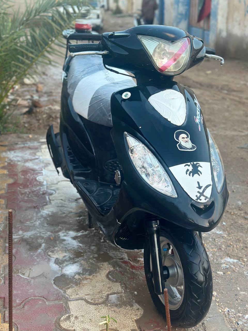 دراجه كامكو فحل للبيع كفاله عامه موديل12 
دراجه نضيفه كلش توني ماخذها وما ماشيه هواي مكاني قلعه سكر
السعر 950 وبيها مجال للشراي


**إذا كنت صاحب هذا الإعلان وتريد حذفه لأي سبب، رجاءا أرسل رسالة إلى الدعم الفني**