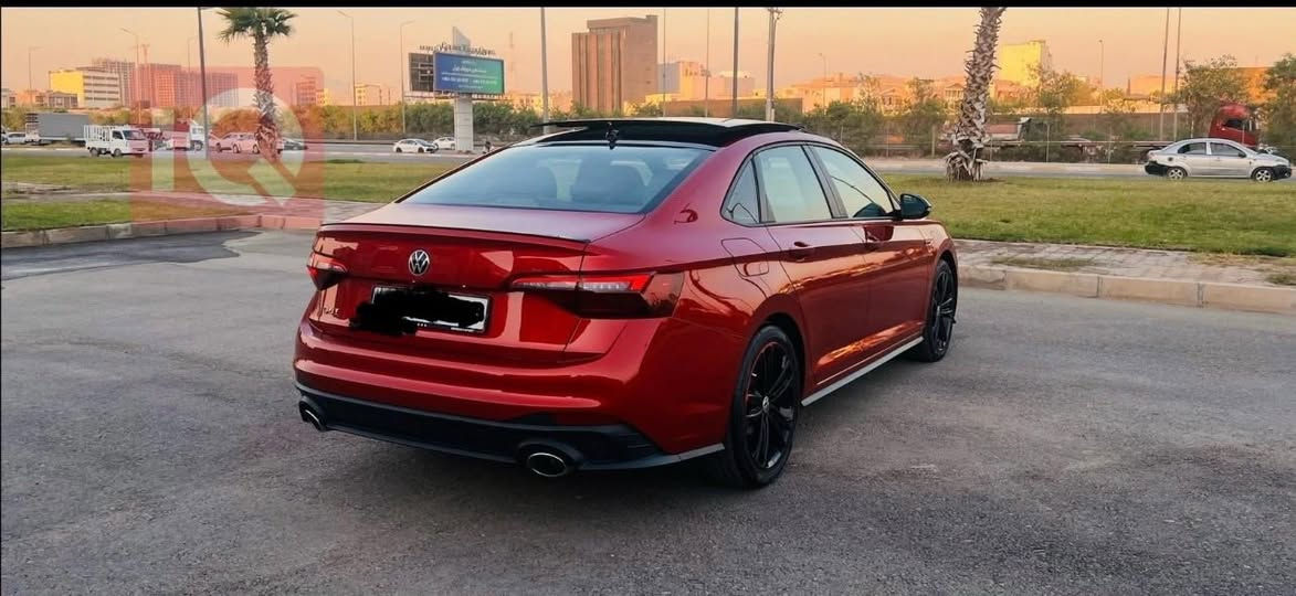 جيتا GLi Autobahn 2024♥️
السياره بيها قطعتين جامرلغ السكن و بونيد 
السياره 5Map
المواصفات:
رادار جانبي 
رادار امامي 
رادار خلفي 
حساس خلفي
كشنات امامي تبريد و تدفه
كشنات خلفي تدفه 
ستيرن تدفه
كشنات خزن 
شاشه لمس 
10 ألوان داخل
شاحن لاسلكي 
وبعد معروفه مواصفات ال Autobahn 
السياره ماشيه 16 ألف ميل
ايرباك الاستيرن و تكمه طاك و مرجع سستم
ملاحظه بسيطه: السياره بيها رصعه صغيره ب شاصي
رقم شاصي: 3VW2T7BUXRM052316
السعر: 205 وبيها مجال 
مكان كركوك


**إذا كنت صاحب هذا الإعلان وتريد حذفه لأي سبب، رجاءا أرسل رسالة إلى الدعم الفني**