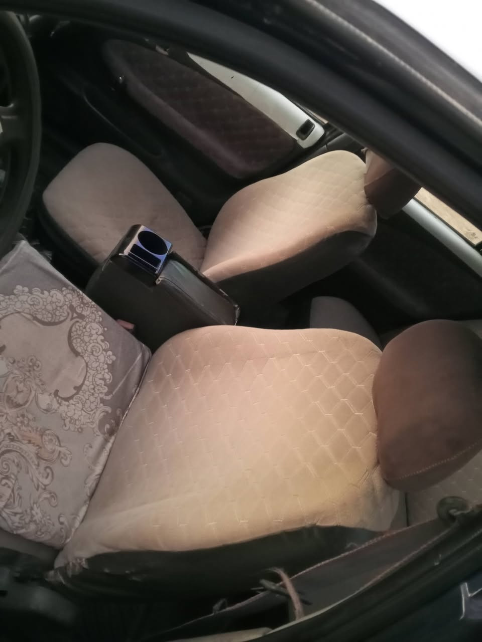 السلام عليكم سيفيا 93 مفتوح
كير عادي سعره 25 مكاني بابل الشوملي
 ***********
