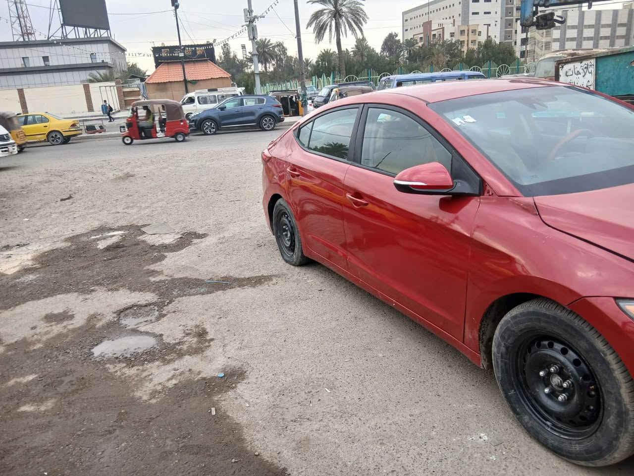 السلام عليكم 
النترا 2017
وارد امريكي  مكينه ٢٠٠٠دوش 
حادثها جاملغ خلفي 
وبنيد مبدل بدون دواخل 
بيها صبغ مكانات ابيعلك حزام
شواصي لغود تكم قماره مكفولات 
حداديه صدر جديد 
تخم تاير جديد 
رقم اربيل بسم جيراني تحويل مباشر
السعر 95وبيها مجال 
رقمي ***********
بغداد شعب
