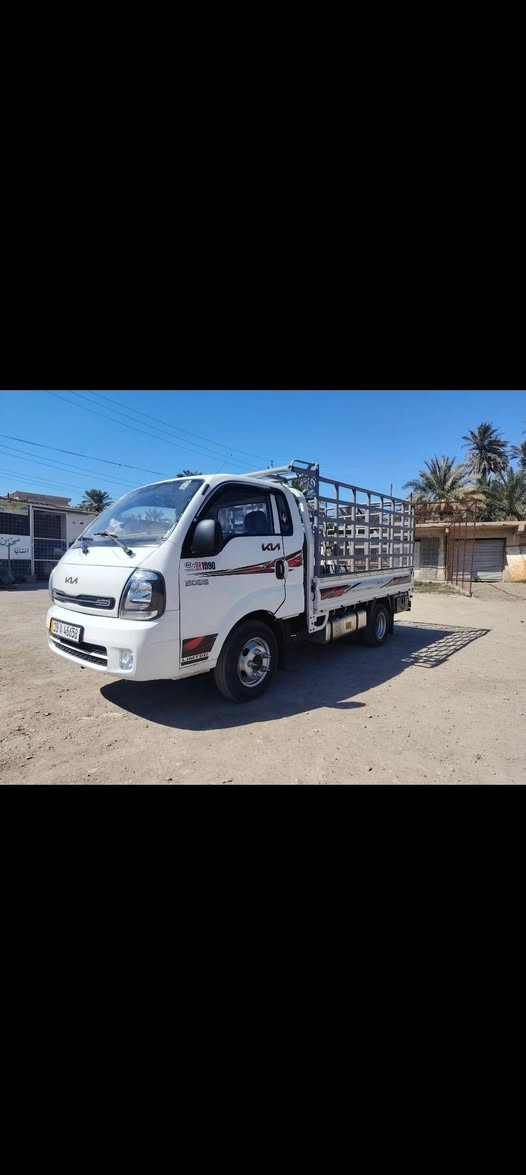 سلام عليكم كيه فحل موديل 2018 كير محرك اكسل شاصي مكفول كله جديد سياره حلوه رقم بابل رقم جديد سنويه جديده بكان ديالى رقم ***********
