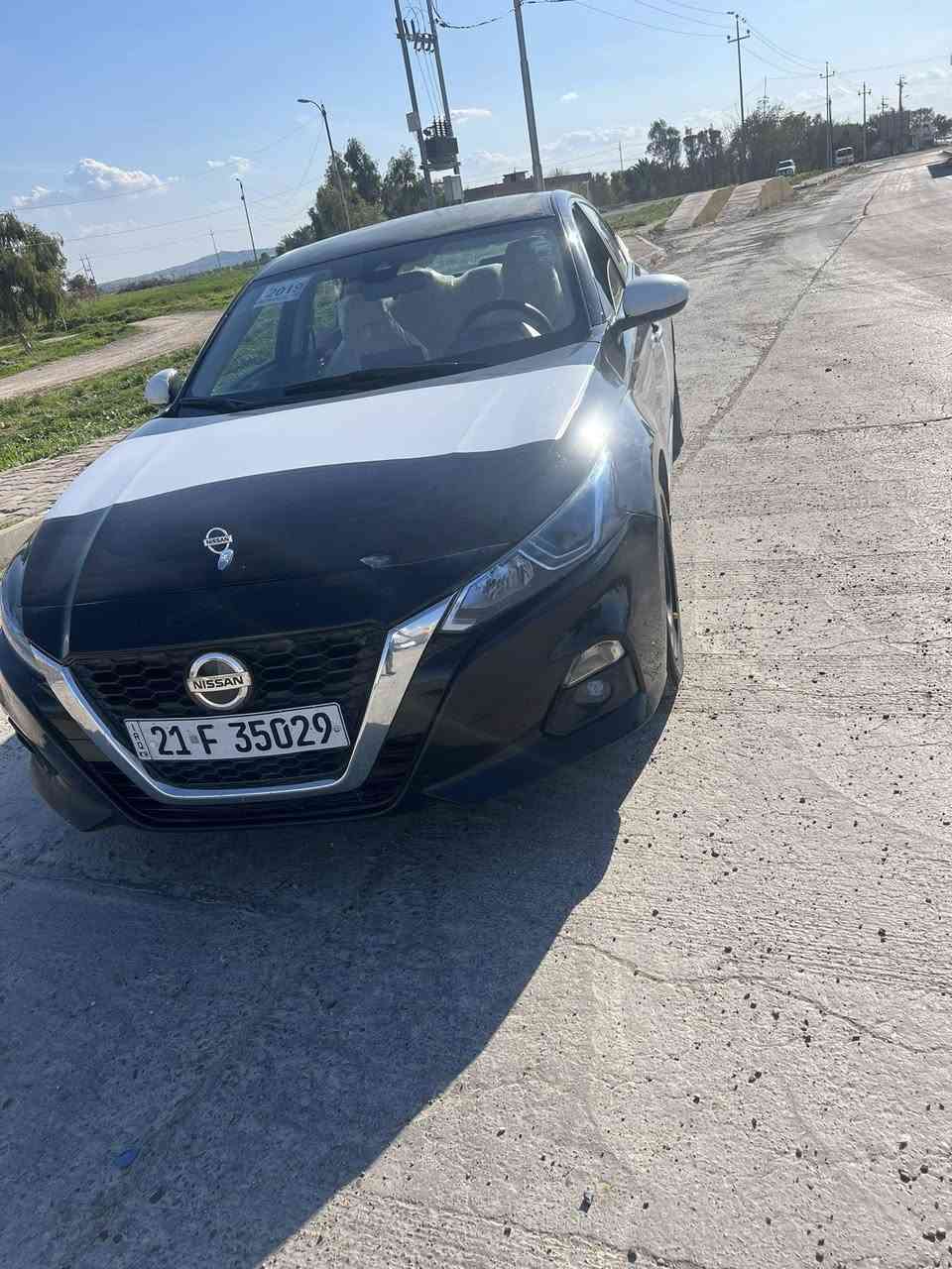 سلام عليكم نيسان والتيما مديل19ضرر جملغ وبنيد بدون دواخل وبيها بارد بل قماره شويه السعر 130 وبيها مجال  مكانها ديالى دلي عباس***********
