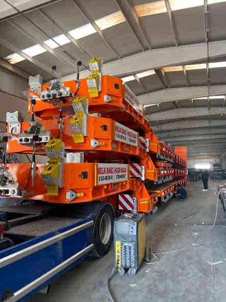 لودر 6دينگير للبيع 
طول 12متر
عرز3متر
🇹🇷🇮🇶🇹🇷🇮🇶🇹🇷🇹🇷
🇹🇷.   MELİK BİNİCİ.   0543 400 00 49---- 
🇮🇶.  Hogrhadad Hogrhadad   0750 446 5997
