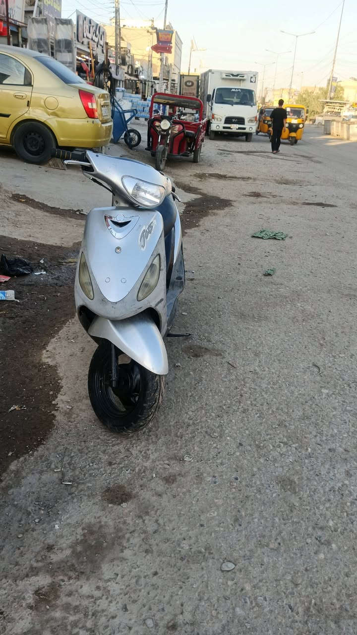 ماكس 120 دراجة نضيفة ومناقصهة شي لسعر 300بغداد الحسينية متواجد خاص


**إذا كنت صاحب هذا الإعلان وتريد حذفه لأي سبب، رجاءا أرسل رسالة إلى الدعم الفني**