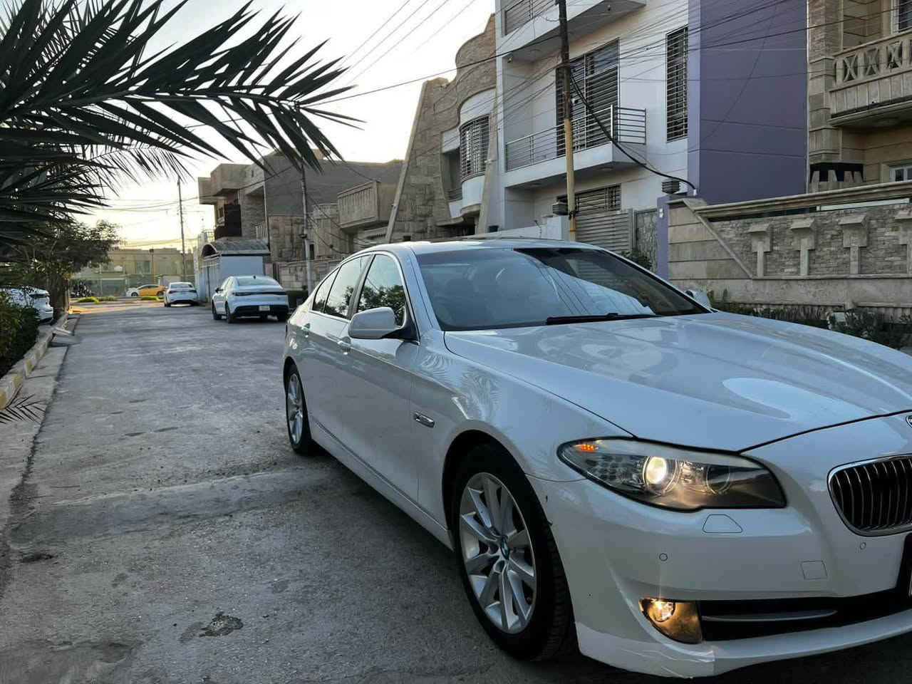 السلام عليكم ورمضان مبارك عليكم 
للبيع أو مراوس ب احدث 
F10 
2011
محرك n52 
B30
صبغ بابين بدون حادث 
وبيها بارد بخشم البنيد 
سلايد روف 
شاشة وسطية 
بردات 
حساسات 
مكان السيارة الدورة 
السعر 165 وبيها مجال 
للاستفسار *********** بغداد, العراق
